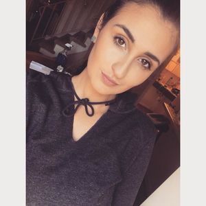 Meet your Posher, Lorane